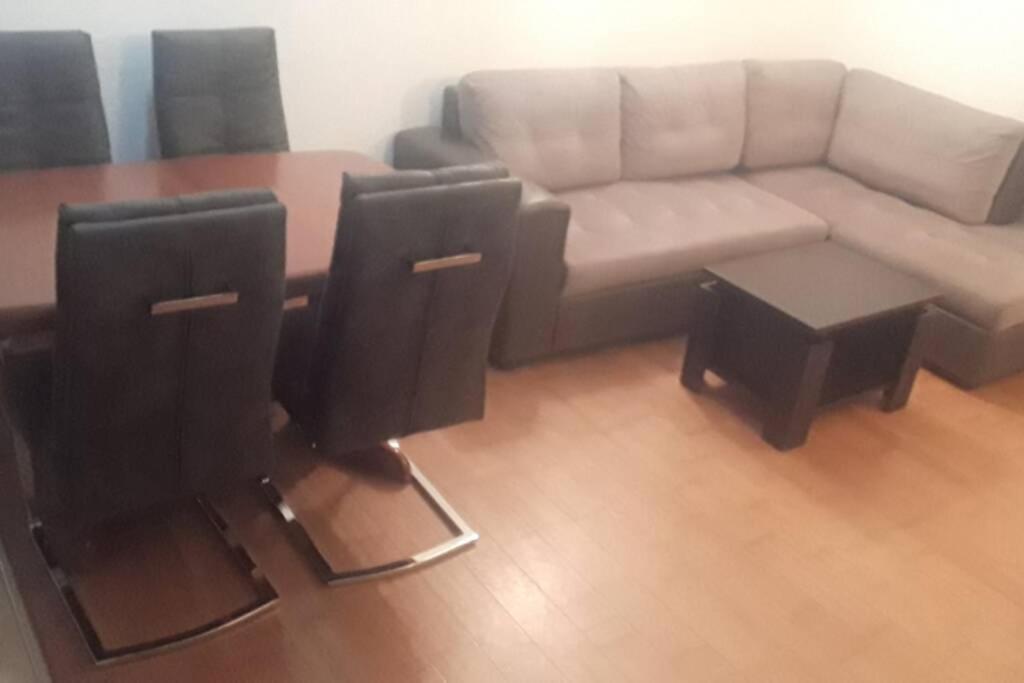 Apartman Franko - Uz Parking Pula Exterior photo